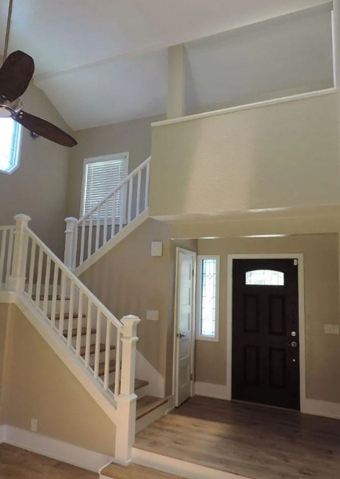 424 Tepatitlan Ct - Photo 2 of 18