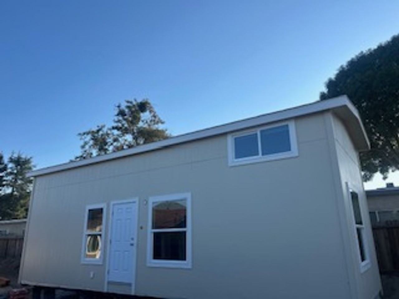 913 Whittier Ave. - Photo 3 of 12