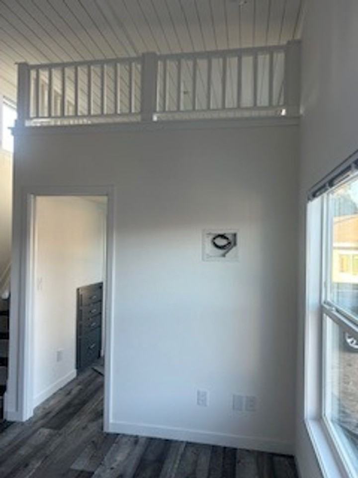 913 Whittier Ave. - Photo 5 of 12