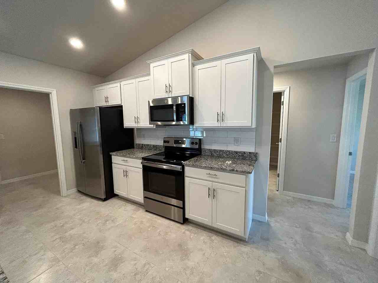 1513 Ne 35th Ln - Photo 4 of 20