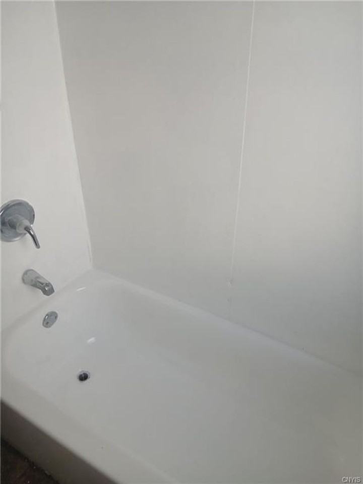 412 Rich St - Photo 6 of 8