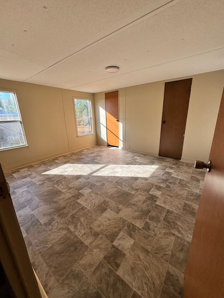 68 Arrowood Rd - Photo 2 of 7