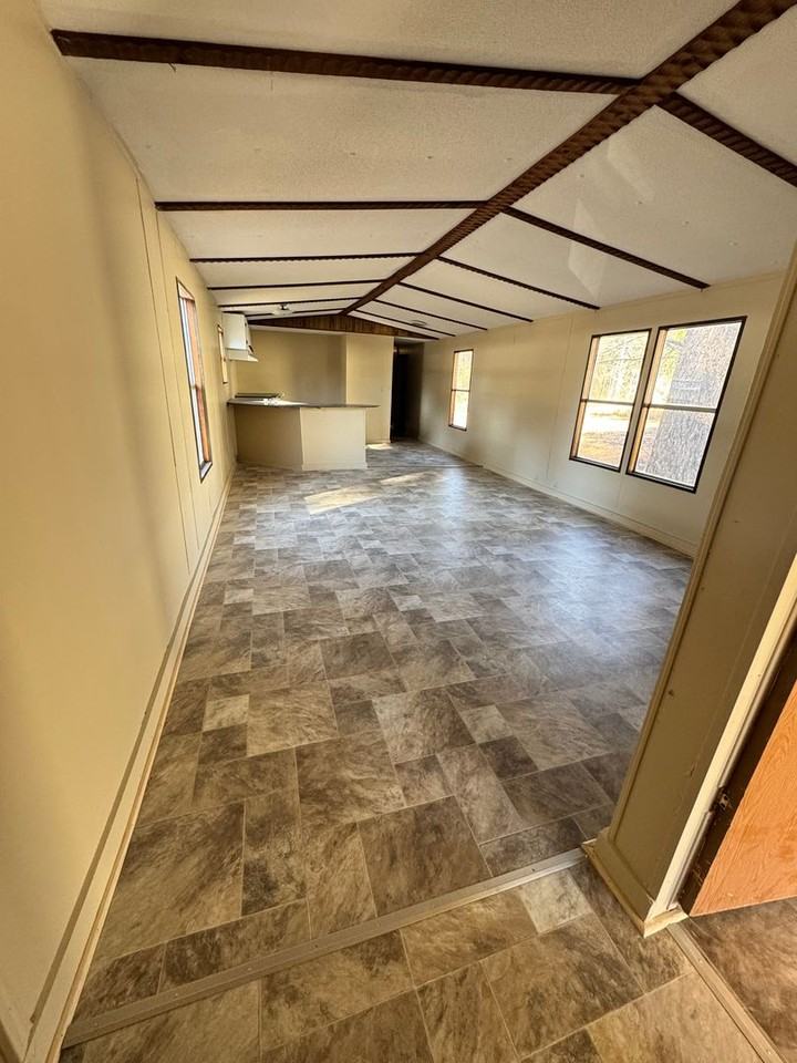 68 Arrowood Rd - Photo 5 of 7