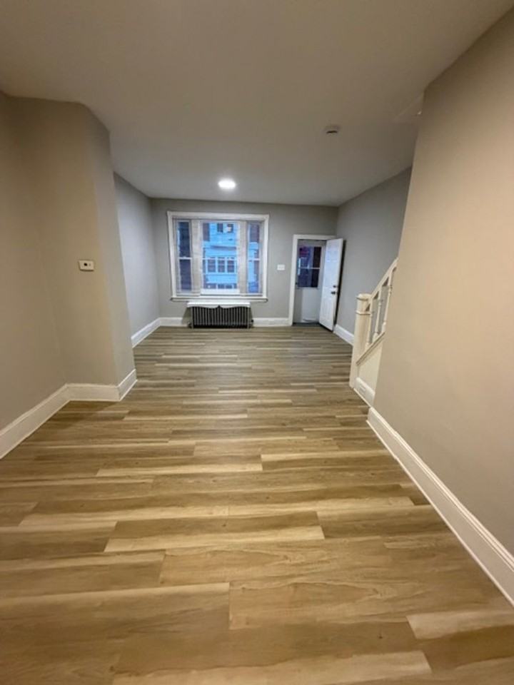 1536 S 28th St - Photo 4 of 27