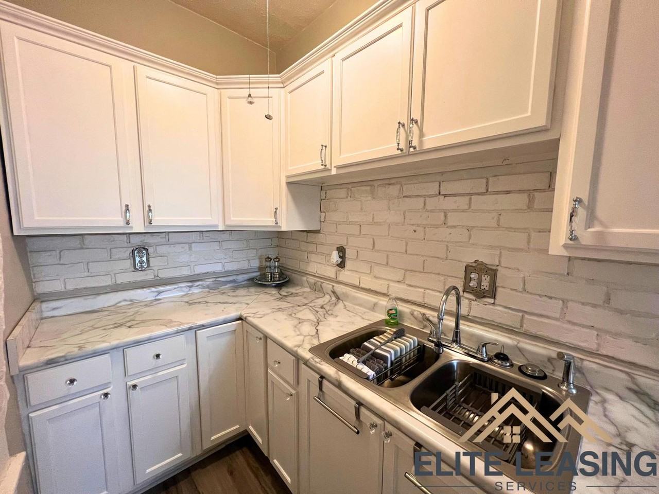 1647 Sw Buchanan St - Photo 5 of 10