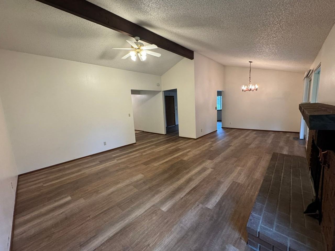 29523 4th Ave S - Photo 4 of 13