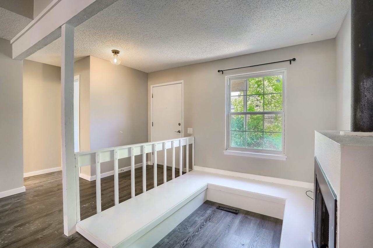 13204 E Linvale Pl - Photo 2 of 24