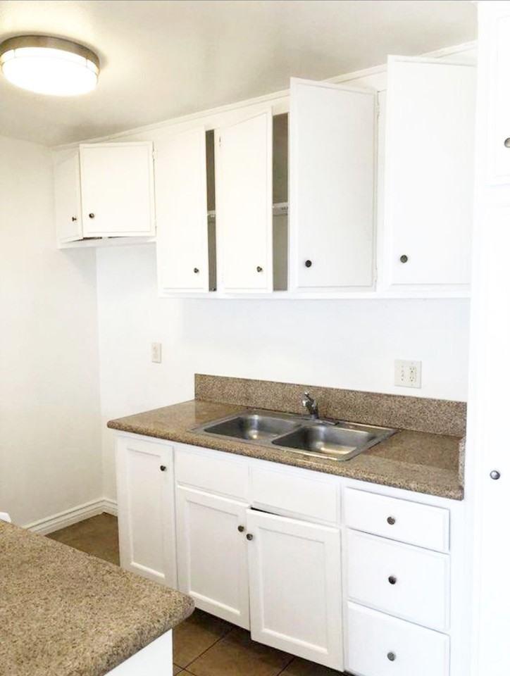 16615 S Denver Ave - Photo 6 of 6