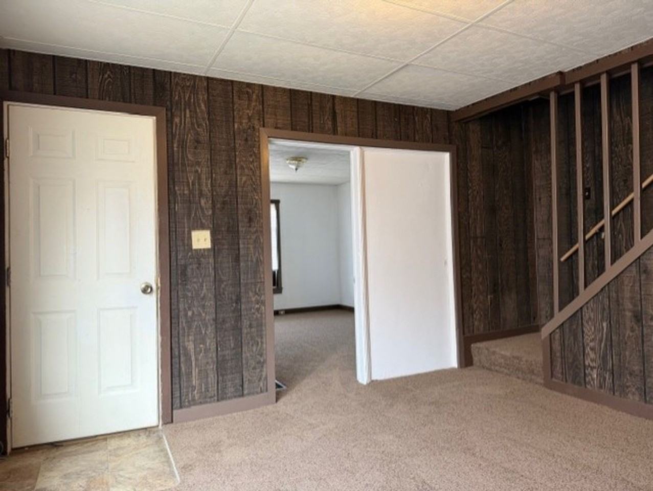 1961 Kenton St - Photo 3 of 13