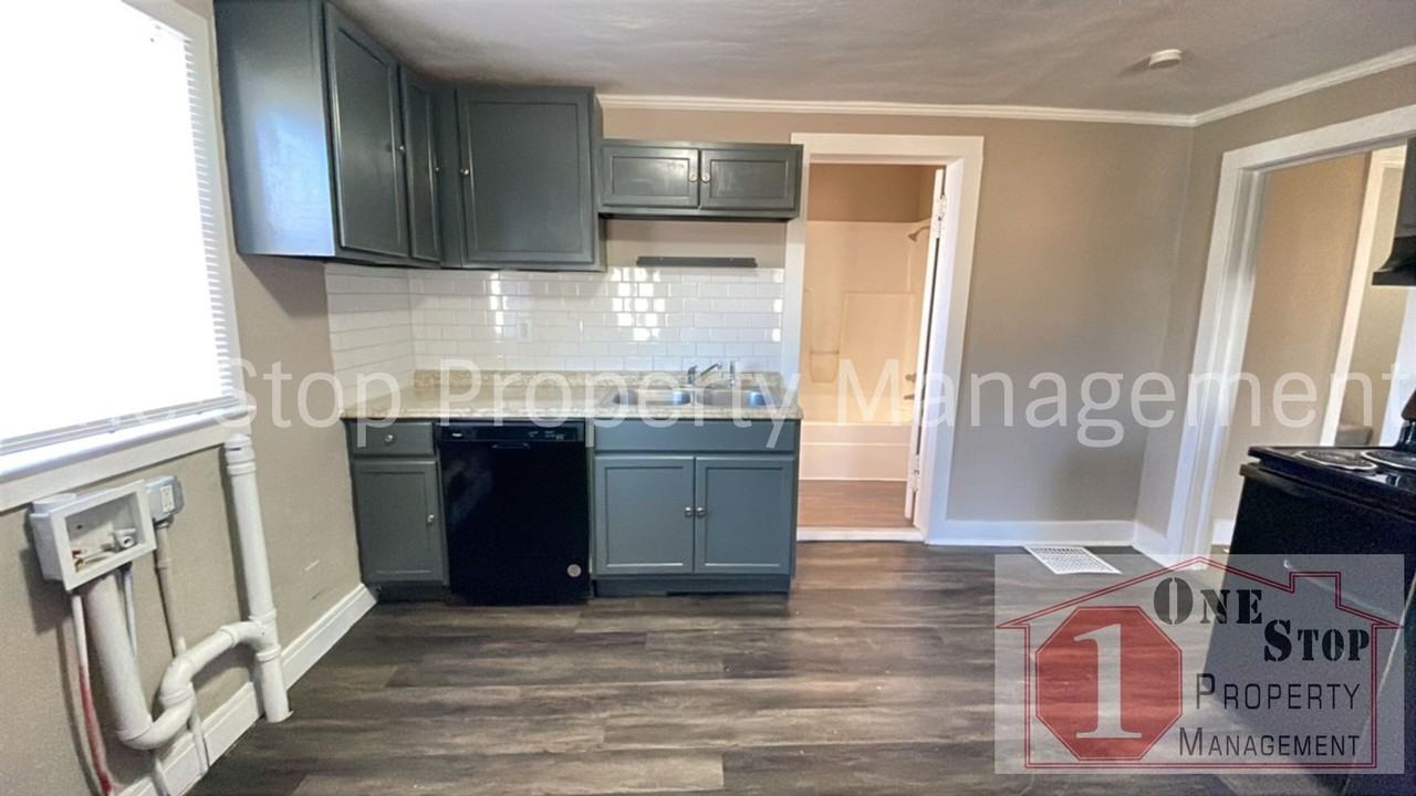 238 W Mississippi St - Photo 4 of 25