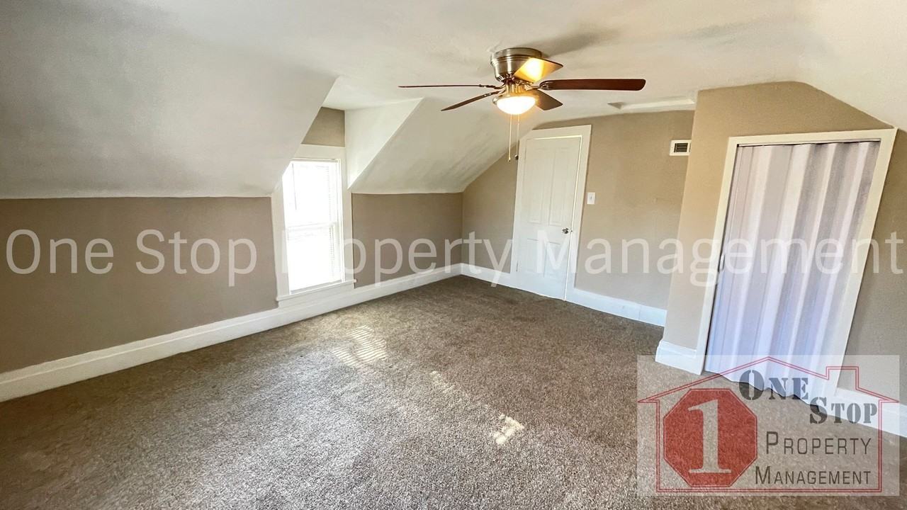 238 W Mississippi St - Photo 6 of 25