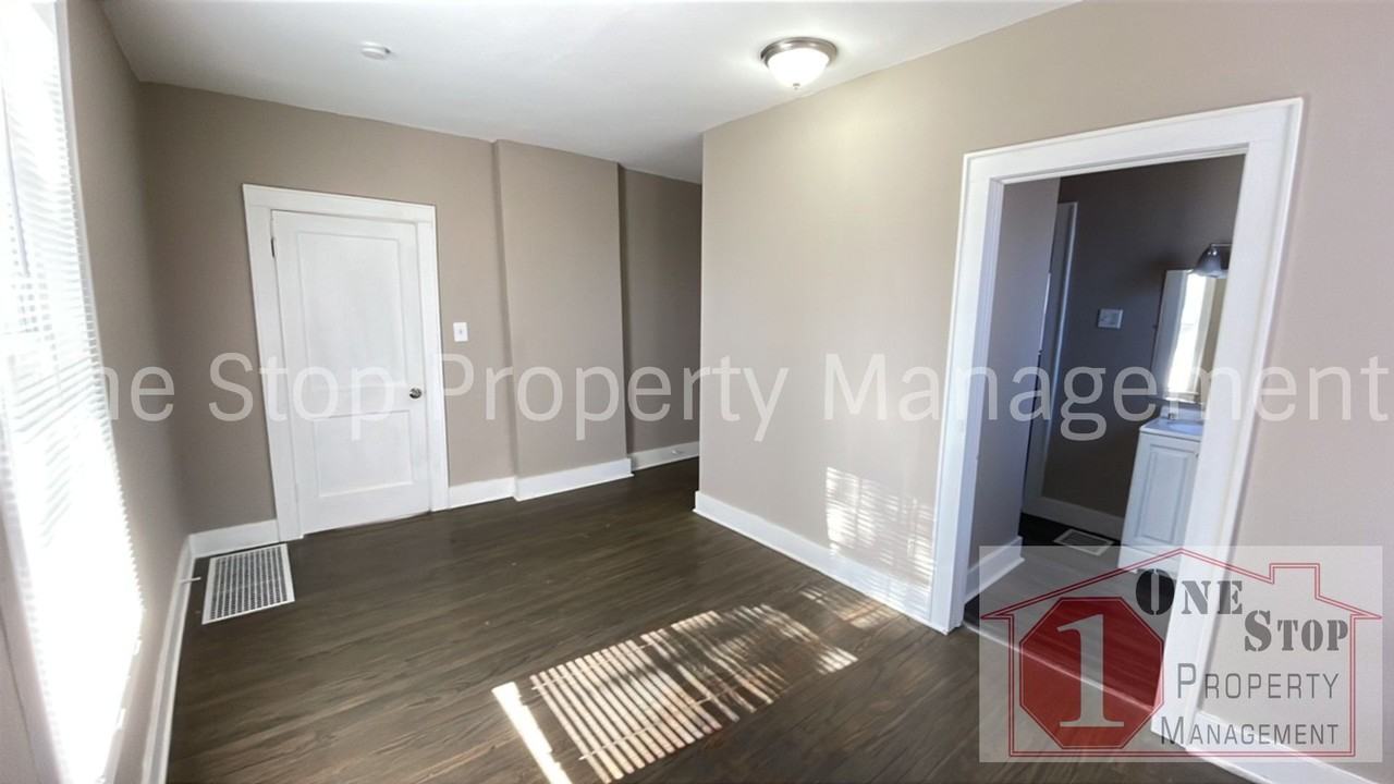 238 W Mississippi St - Photo 7 of 25