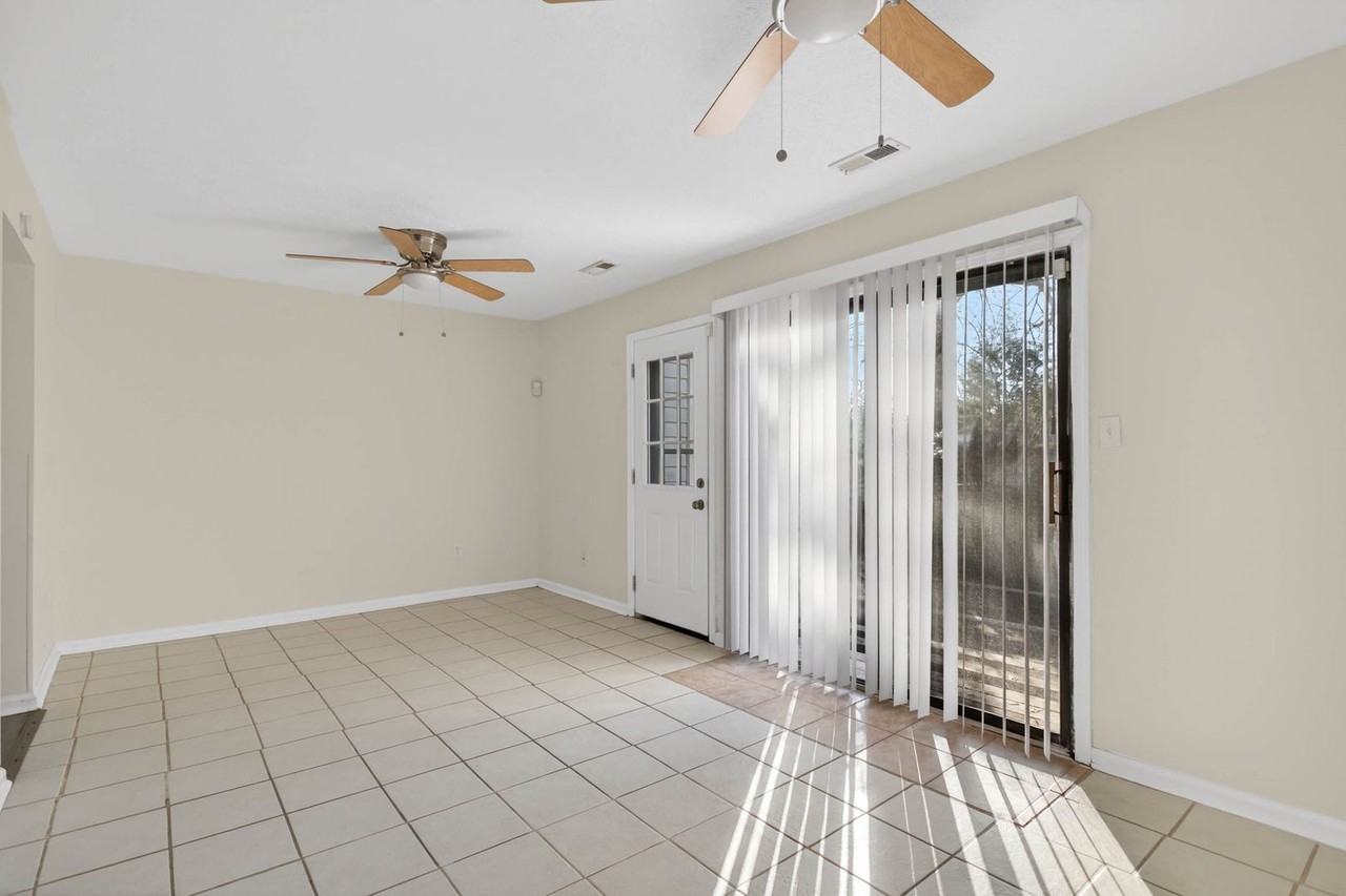 83 Lucinda Ct - Photo 6 of 16