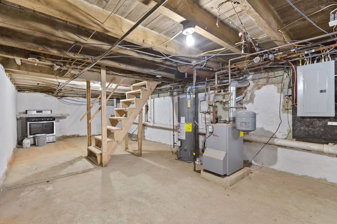 5843 Magnolia St - Photo 6 of 25