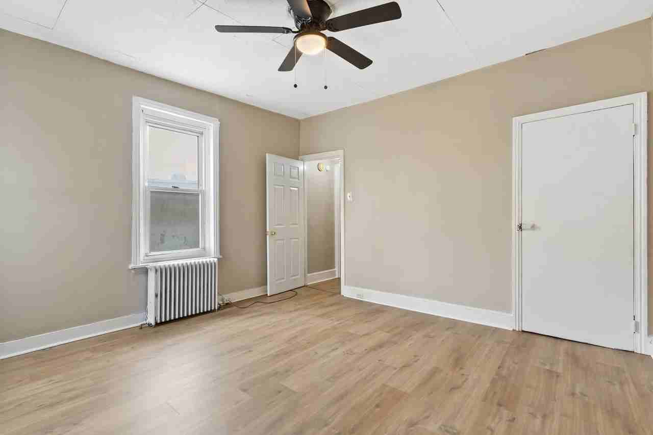 5843 Magnolia St - Photo 7 of 25