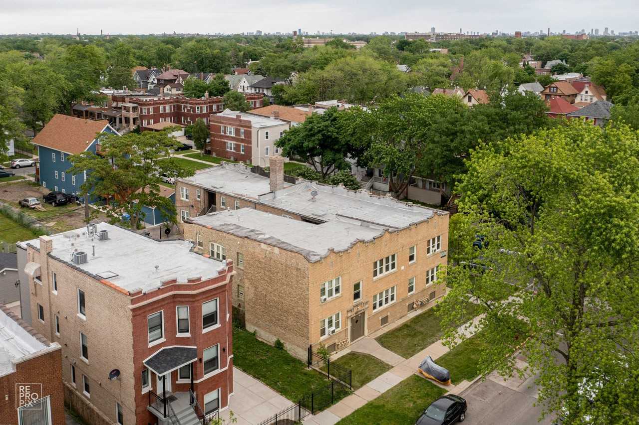 5402 W Rice St Chicago, IL 60651 - Photo 7 of 23