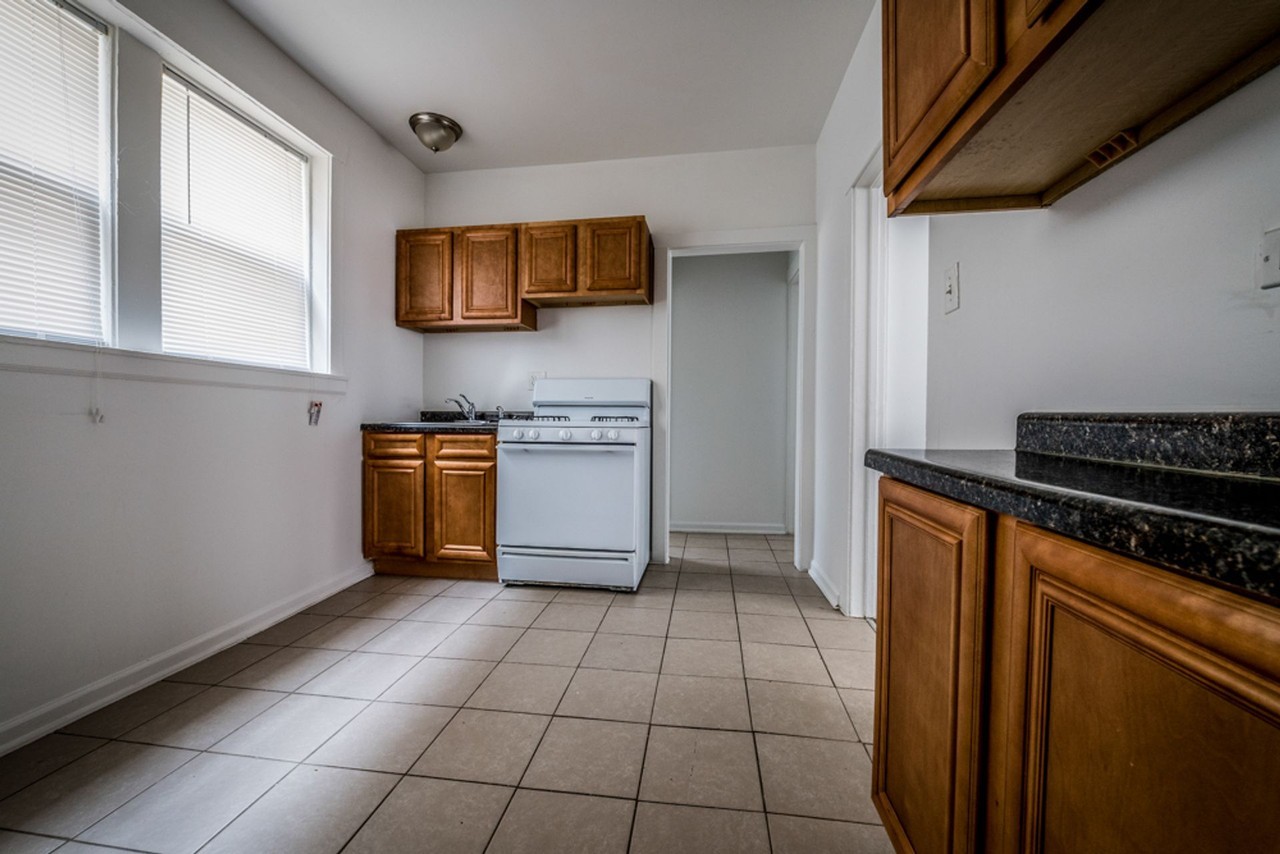 5402 W Rice - Photo 4 of 22