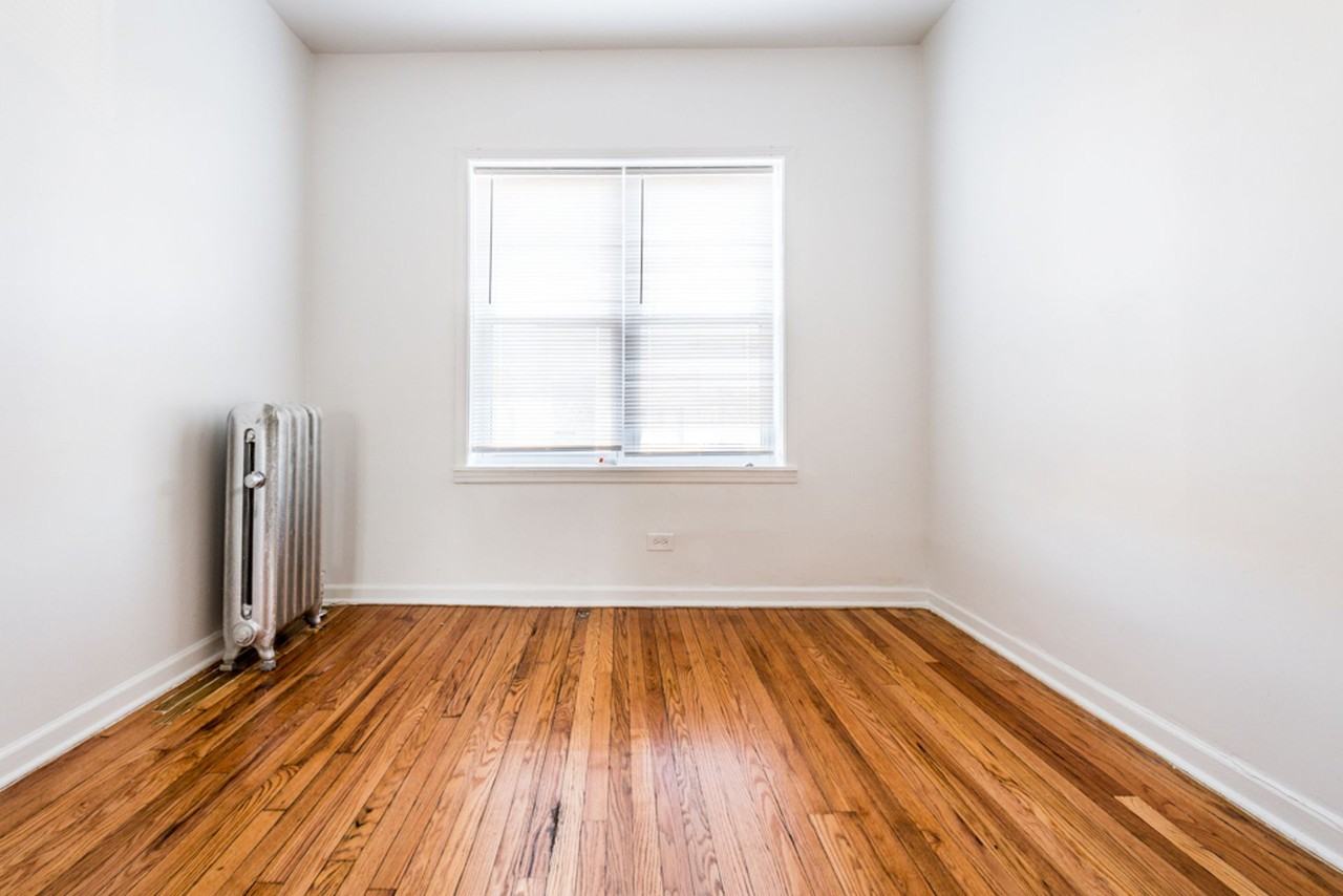 400-402 S Kilbourn Ave Chicago, IL 60624 - Photo 4 of 19