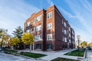 featured image of 400 S Kilbourn Ave