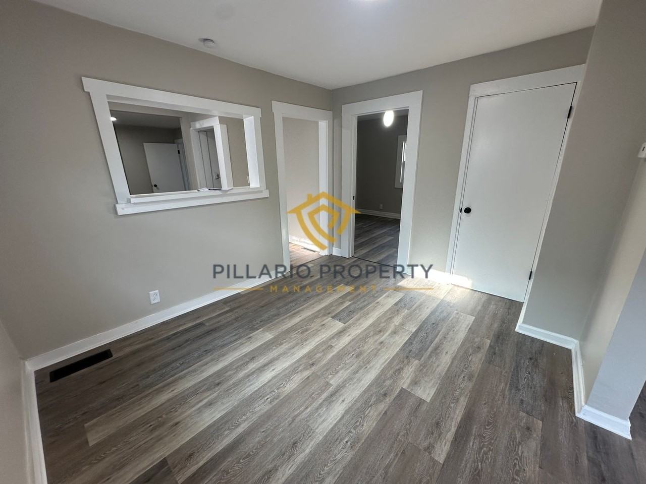 2420 Indianapolis Ave - Photo 4 of 14