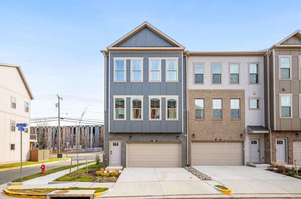 6247 Folly Ln - Photo 2 of 39