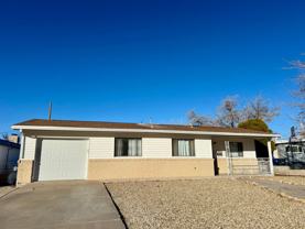 10527 Princess Jeanne Ave Ne - Photo 1 of 1