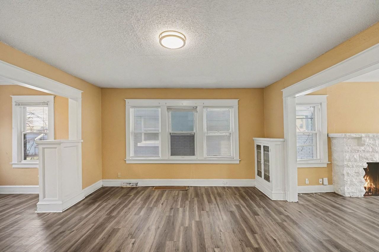 3641 Indiana Ave - Photo 6 of 13