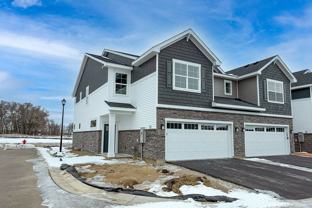 19948 Hunters Rdg - Photo 1 of 1