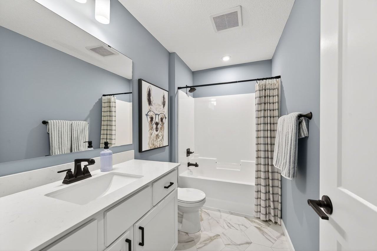 19948 Hunters Rdg - Photo 4 of 18