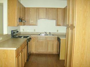 224 S Line St #101 - Photo 2 of 5