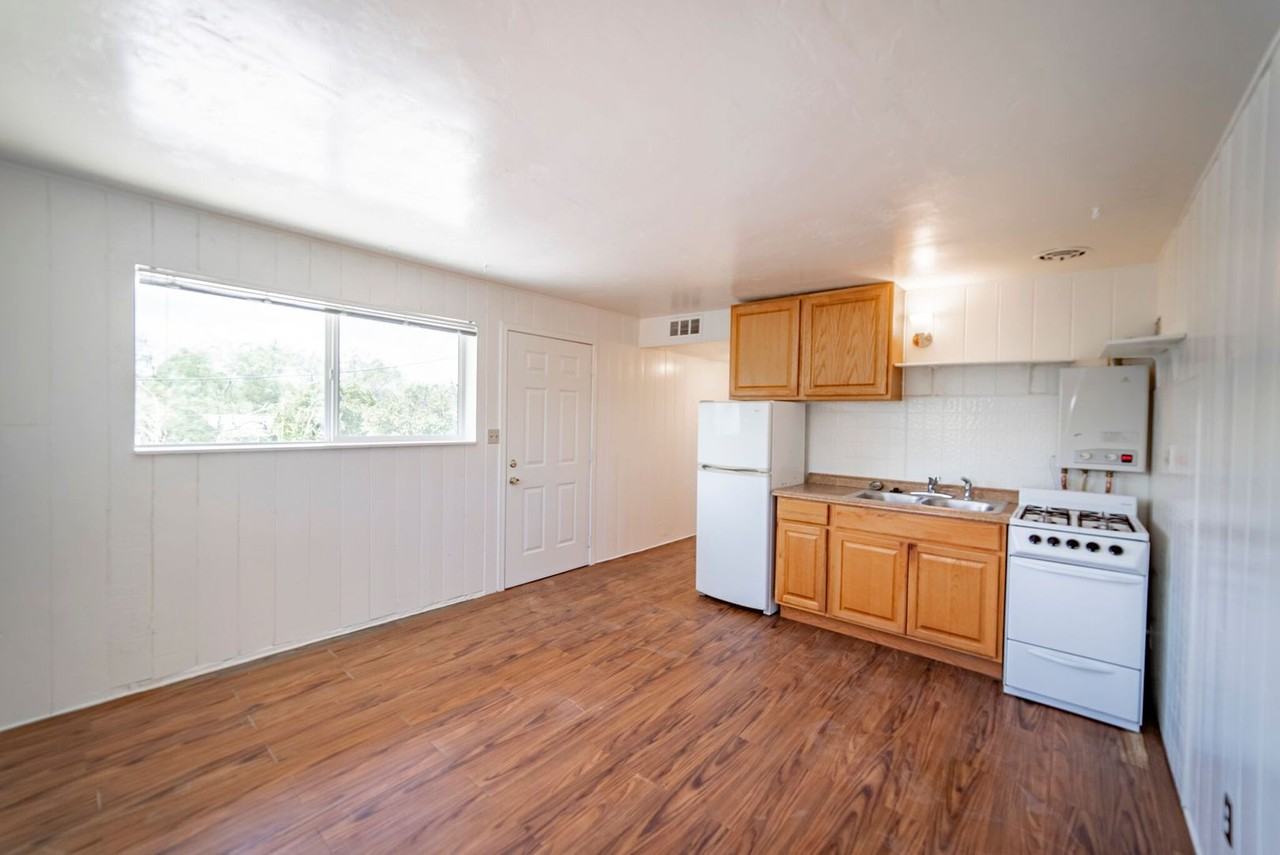 434 N. Norris Ave. - Photo 2 of 22