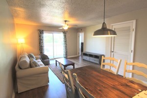 featured image of 1360 Hunters Rd Apt E #Apt E