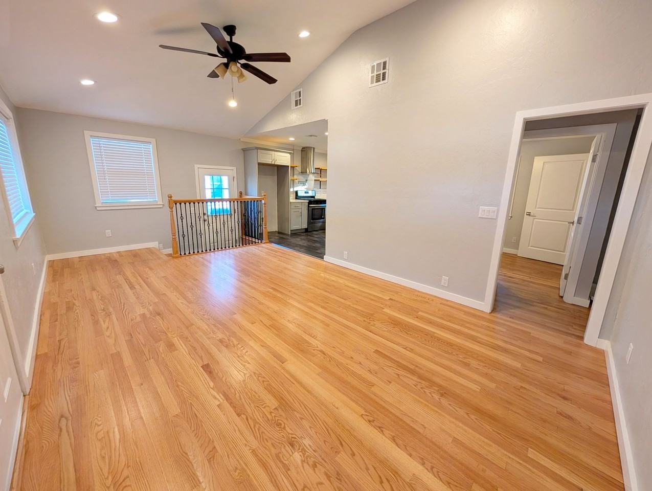 509 S 3rd St - Photo 4 of 15