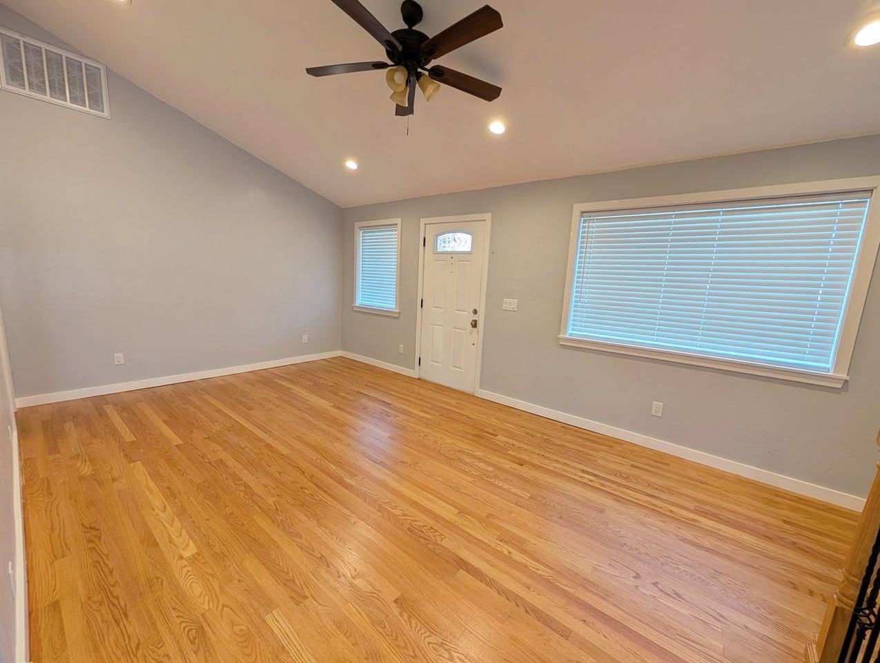 509 S 3rd St - Photo 6 of 15