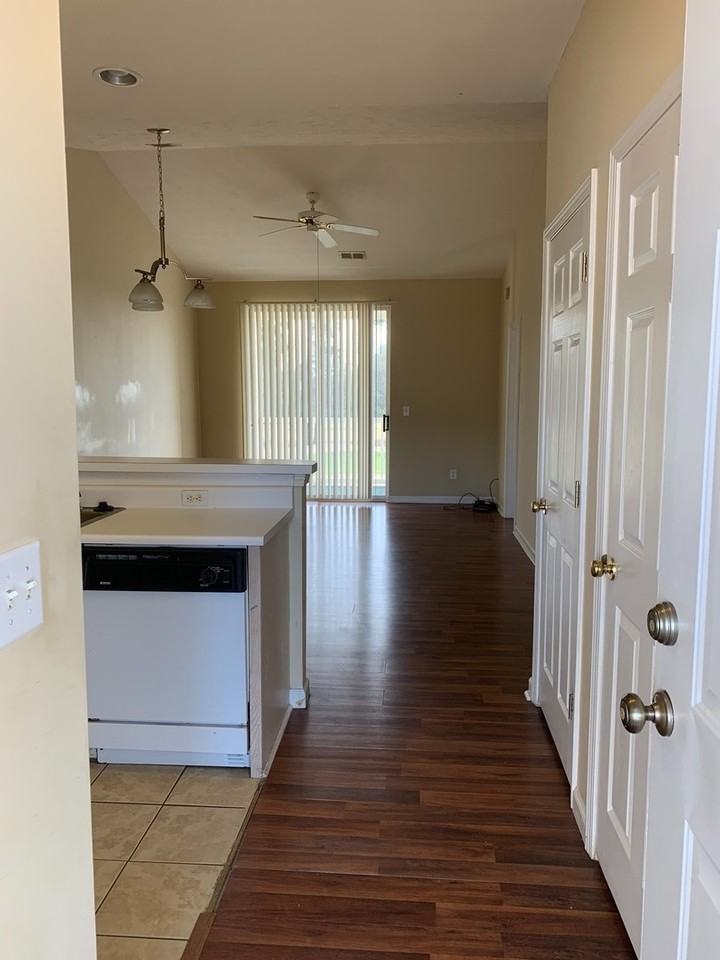 484 River Oaks Dr #62M - Photo 3 of 10