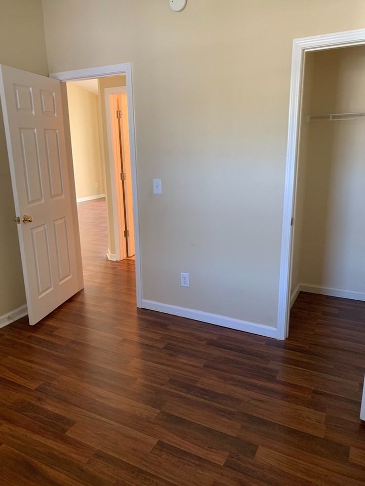 484 River Oaks Dr #62M - Photo 6 of 10