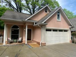 featured image of 1414D Pierce Ave