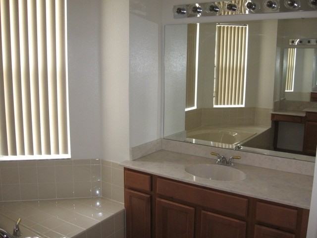 2844 Sweetspire Cir - Photo 4 of 10