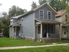 featured image of 217 W Woodland Ave