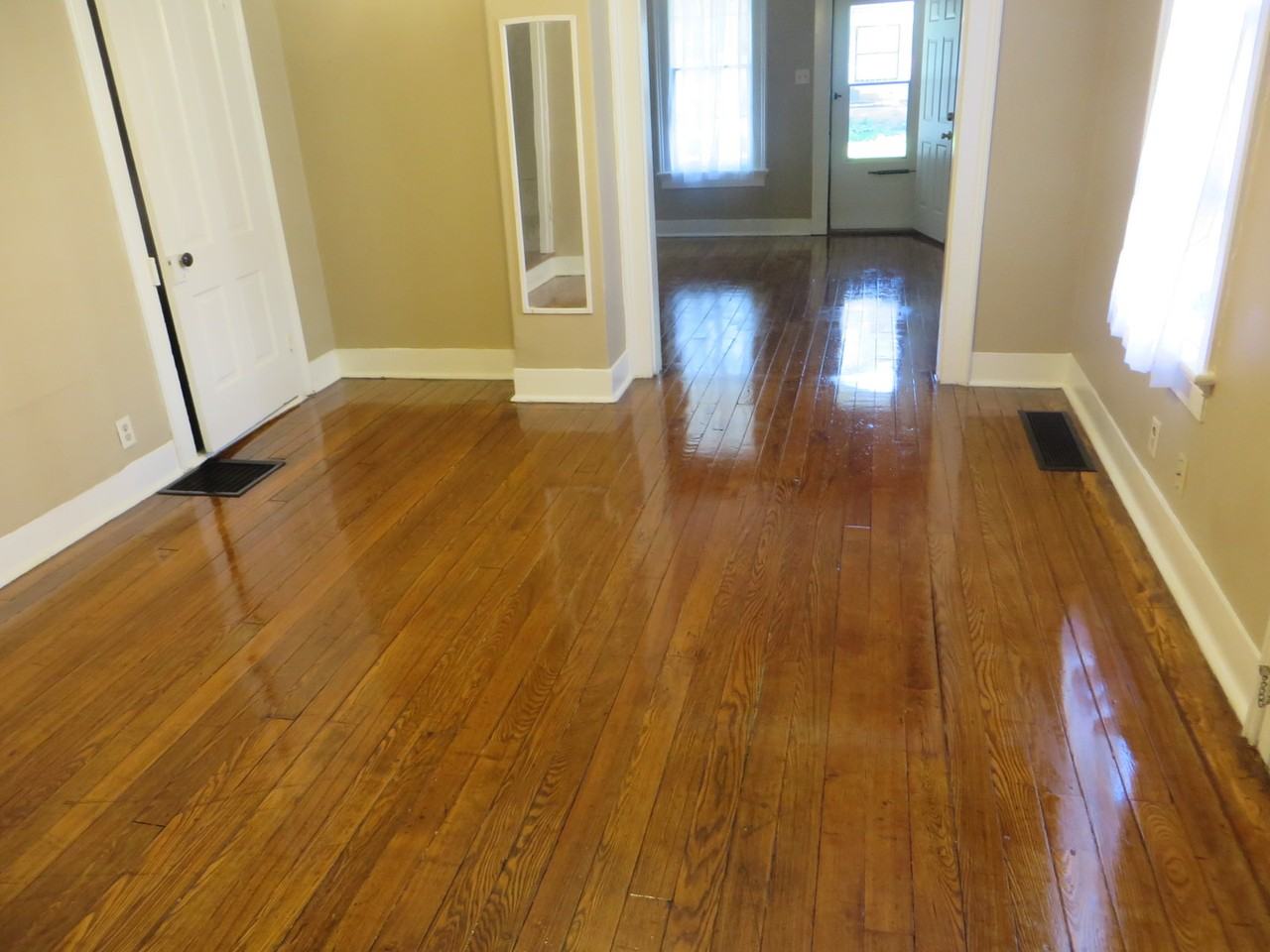 217 W Woodland Ave - Photo 2 of 50