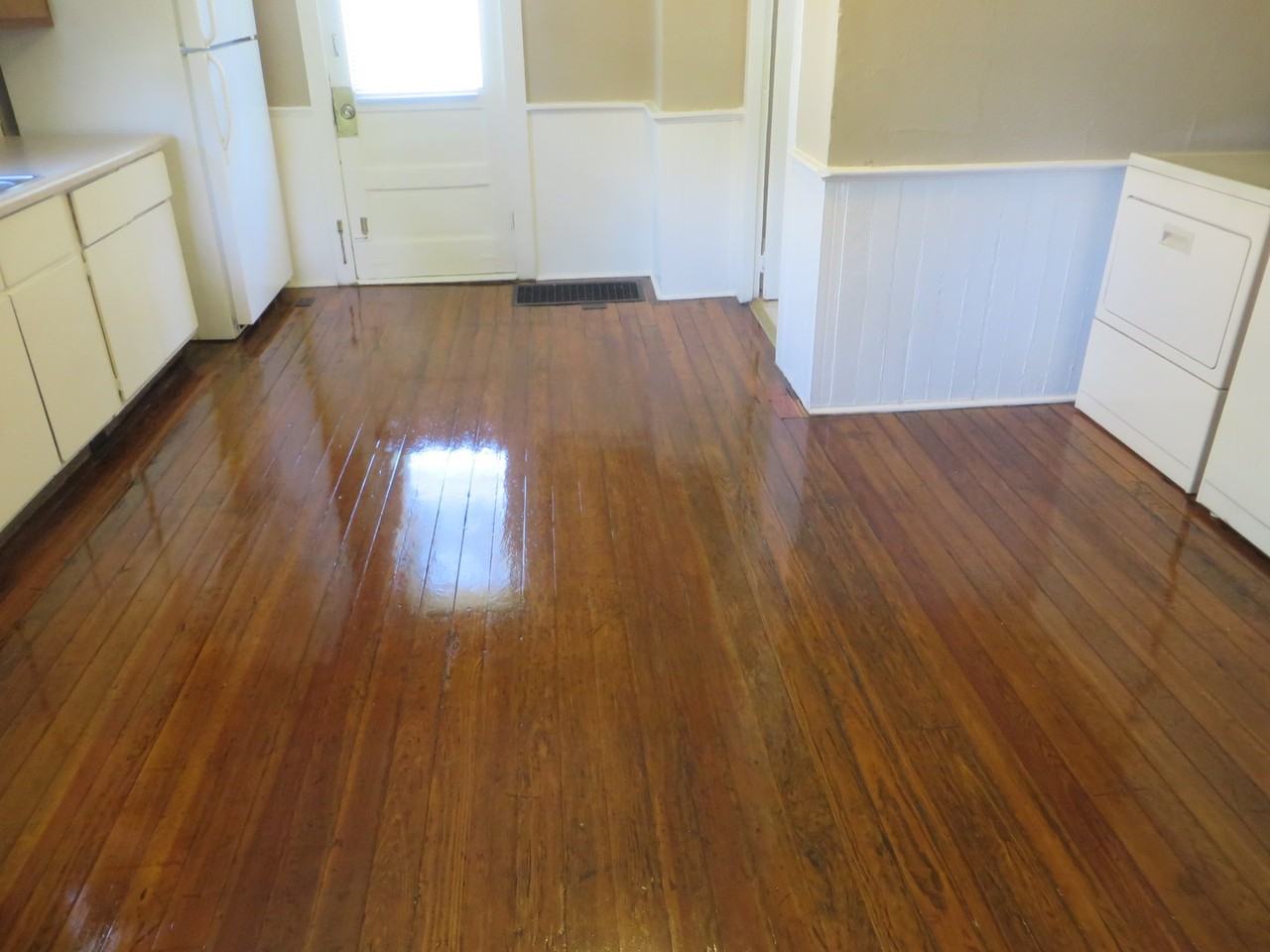 217 W Woodland Ave - Photo 6 of 50