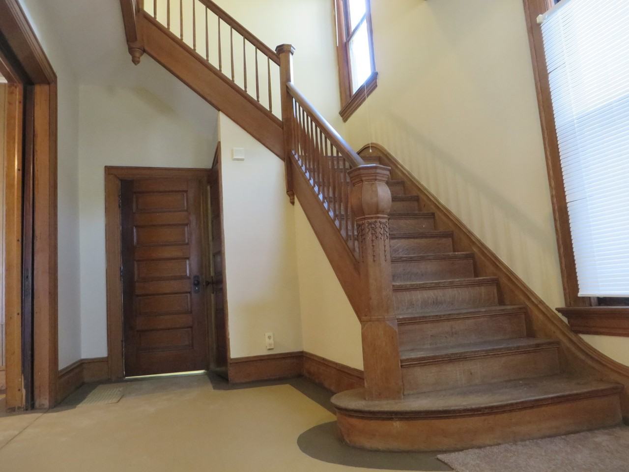 441 W Brackenridge St - Photo 4 of 50