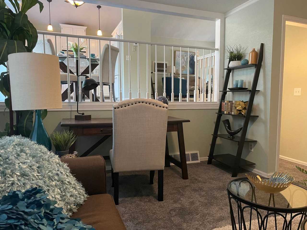 6212 Perry St - Photo 5 of 23