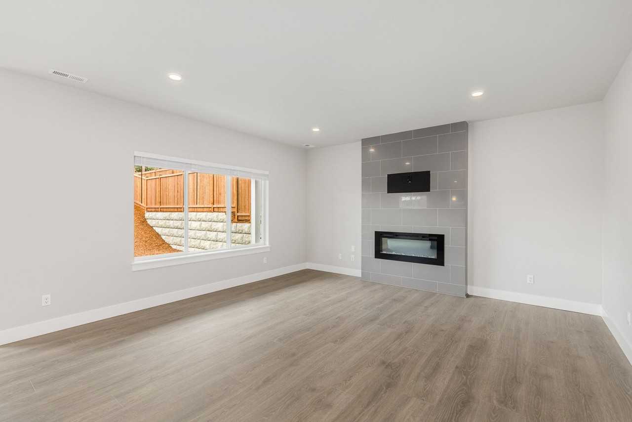 2010 228th Pl Sw - Photo 6 of 18