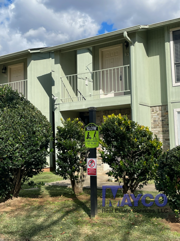 5705 E Texas St - Photo 2 of 9