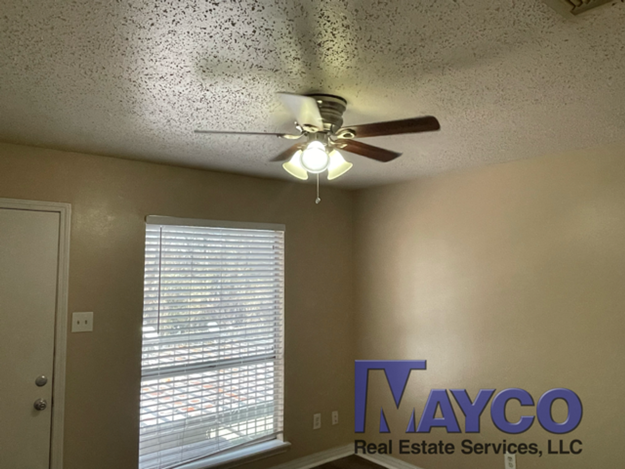 5705 E Texas St - Photo 7 of 9