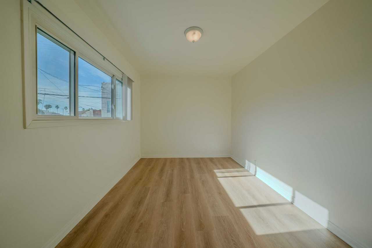 69 Glendora Ave - Photo 3 of 22