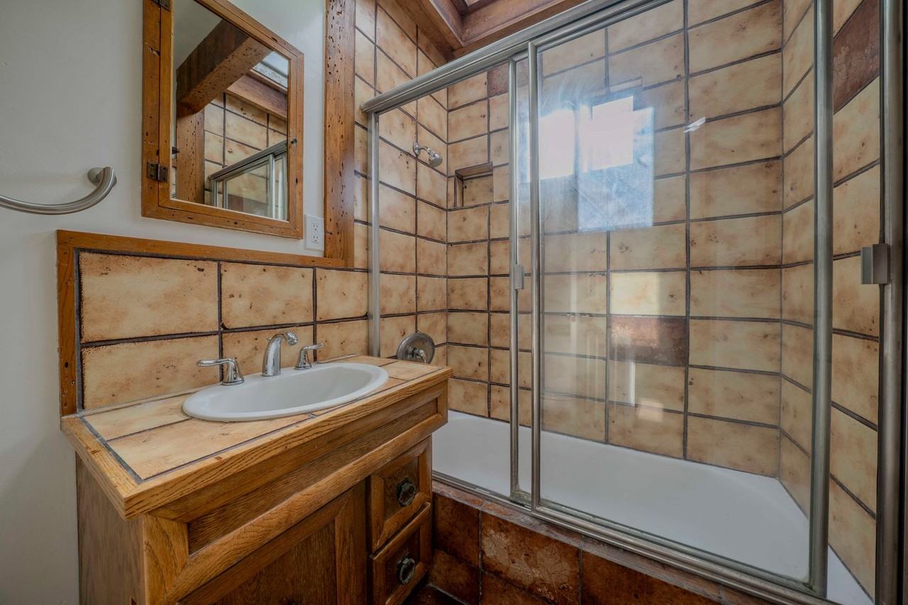 69 Glendora Ave - Photo 5 of 22