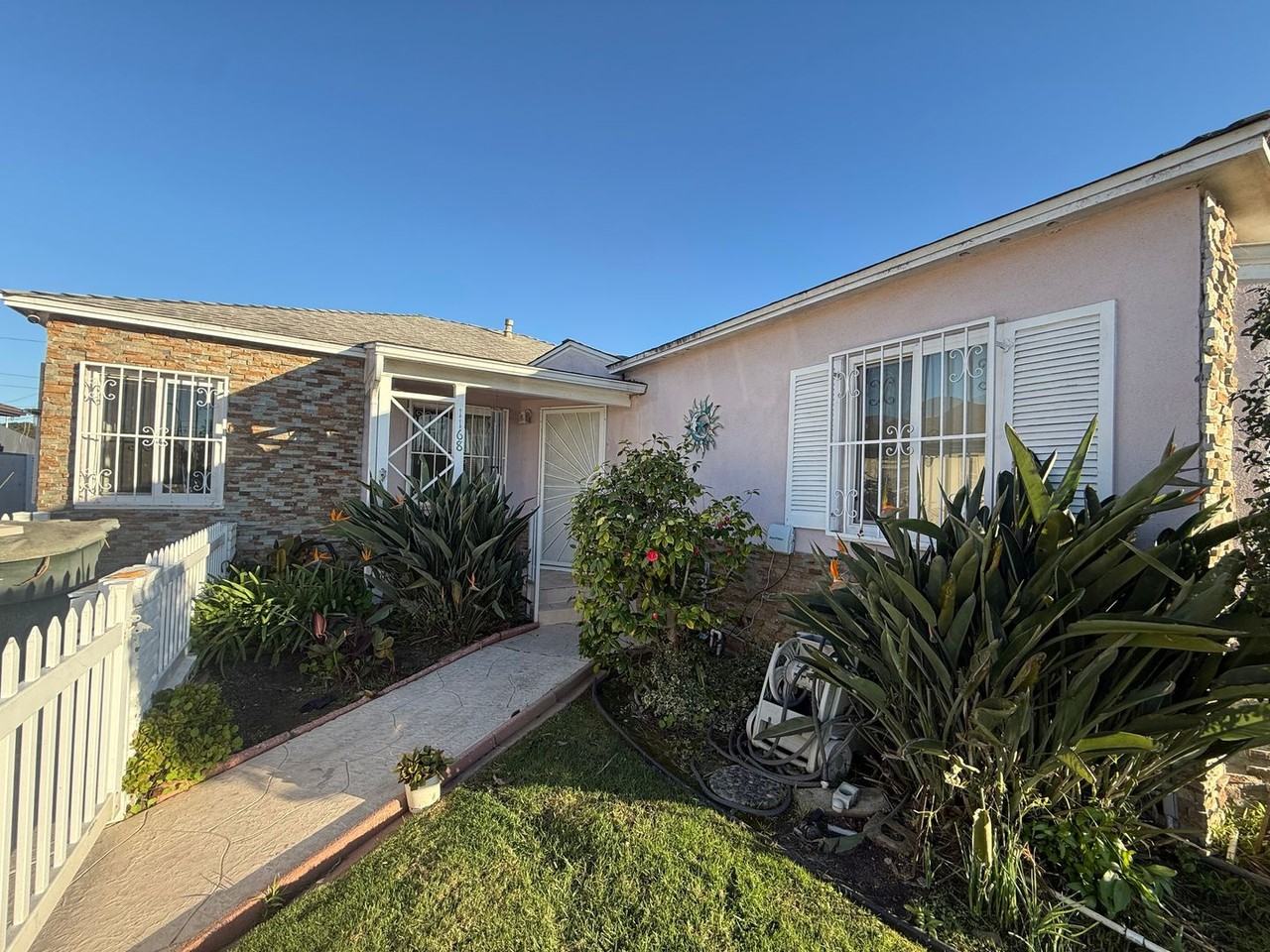 1168 S G St - Photo 2 of 14