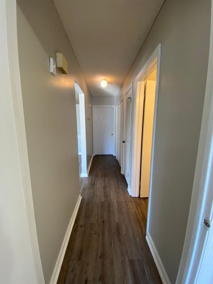 910 Brett Dr #116 - Photo 7 of 12